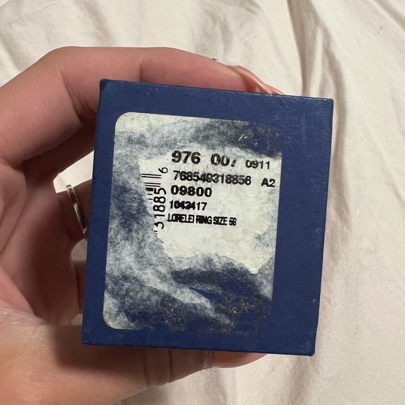 Vintage Butterfly Swarovski Ring size 8 - Picture 2 of 5